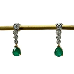 Boucles d'oreilles aux émeraudes gouttes