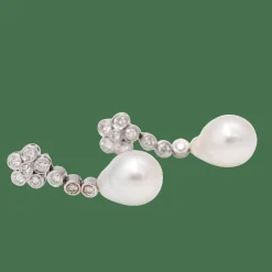 Boucles d'oreilles avec perle d'Australie et diamants