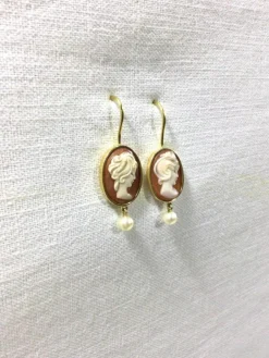Boucles d'oreilles Camées Et Perles