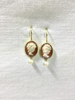 Boucles d'oreilles Camées Et Perles