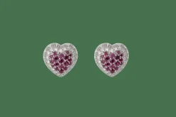 Boucles d'oreilles coeur en or blanc avec rubis et diamants