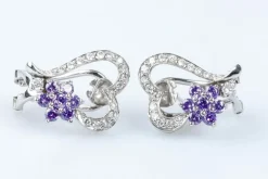 Boucles d'oreilles coeurs et fleurs en or blanc 18 carats