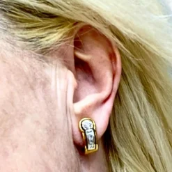 Boucles d'oreilles contemporaines or et diamants