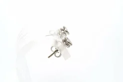 Boucles d'oreilles contemporaines or blanc, diamants