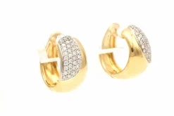 Boucles d'oreilles contemporaines en or jaune 18 carats serties de diamants 