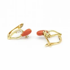 Boucles d'oreilles Corail Antique en Or Jaune