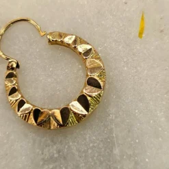 Boucles d’oreilles créoles or jaune ciselées