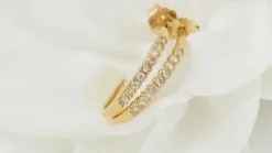 Boucles d'oreilles créoles en or jaune et diamants