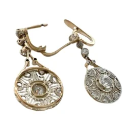 Boucles d'oreilles design Art Déco en or jaune et platine avec diamants