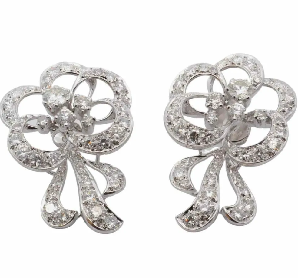 Boucles d'oreilles diamants des années 50