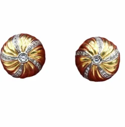 Boucles d'oreilles diamants en or jaune des années 1970