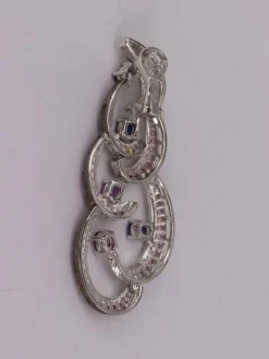 Boucles d'oreilles diamants saphirs roses et bleus