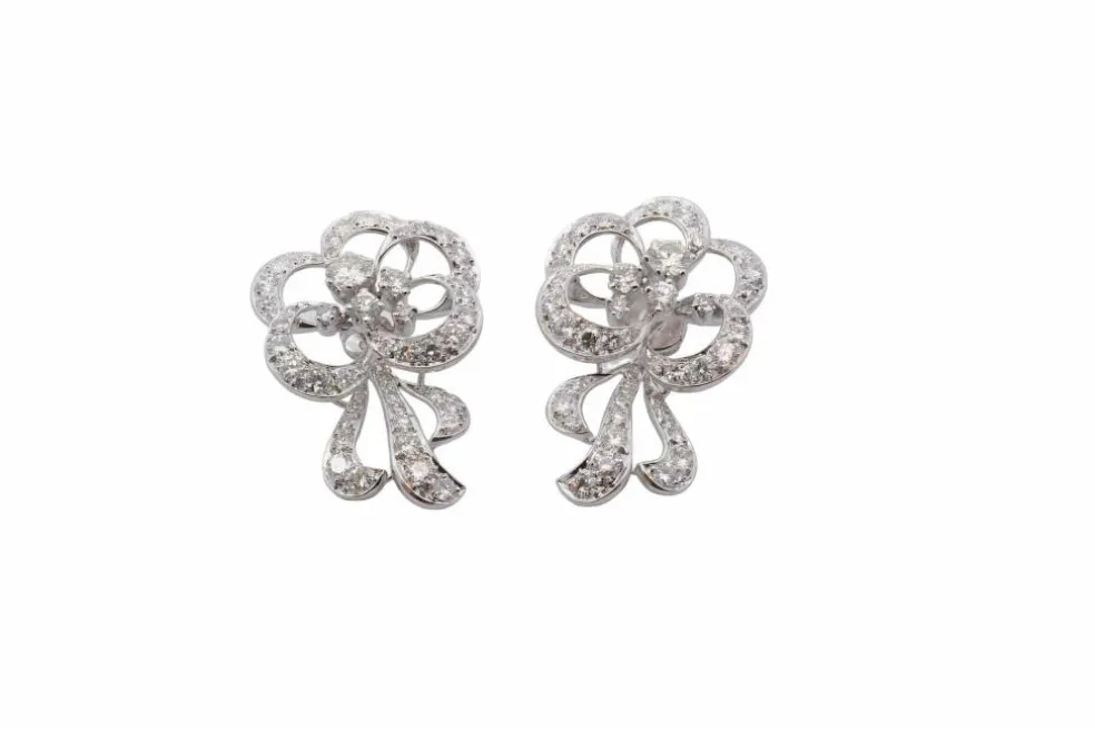 Boucles d'oreilles diamants des années 50