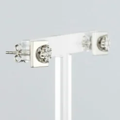 Boucles d'oreilles diamants géométriques