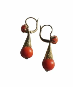 Boucles d’oreilles dormeuses pendantes XIXe corail