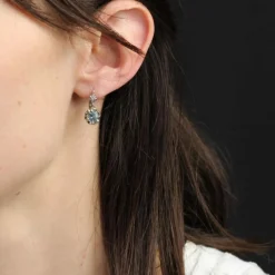 Boucles d'oreilles dormeuses aigues-marines et diamants