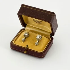 Boucles d’oreilles Dormeuses Platine et Diamants 1ct