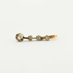 Boucles d'oreilles dormeuses diamants