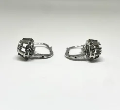 Boucles d’oreilles dormeuses or blanc et diamants