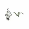 Boucles d'oreilles dépareillées or et émeraudes