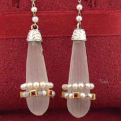 BOUCLES D'OREILLES EN CRISTAL DE ROCHE - ANNÉES 1950