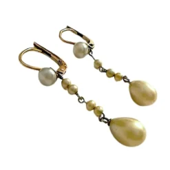 Boucles d'oreilles en or 18 ct de style rétro avec perles