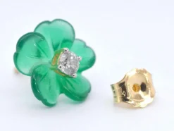Boucles d'oreilles en or 0,18 carat avec fleur précieuse verte et gros diamants