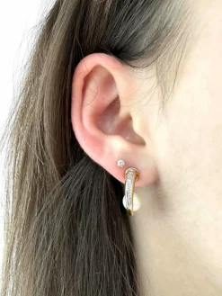 Boucles d'oreilles en or avec perles et diamants signées par JKa