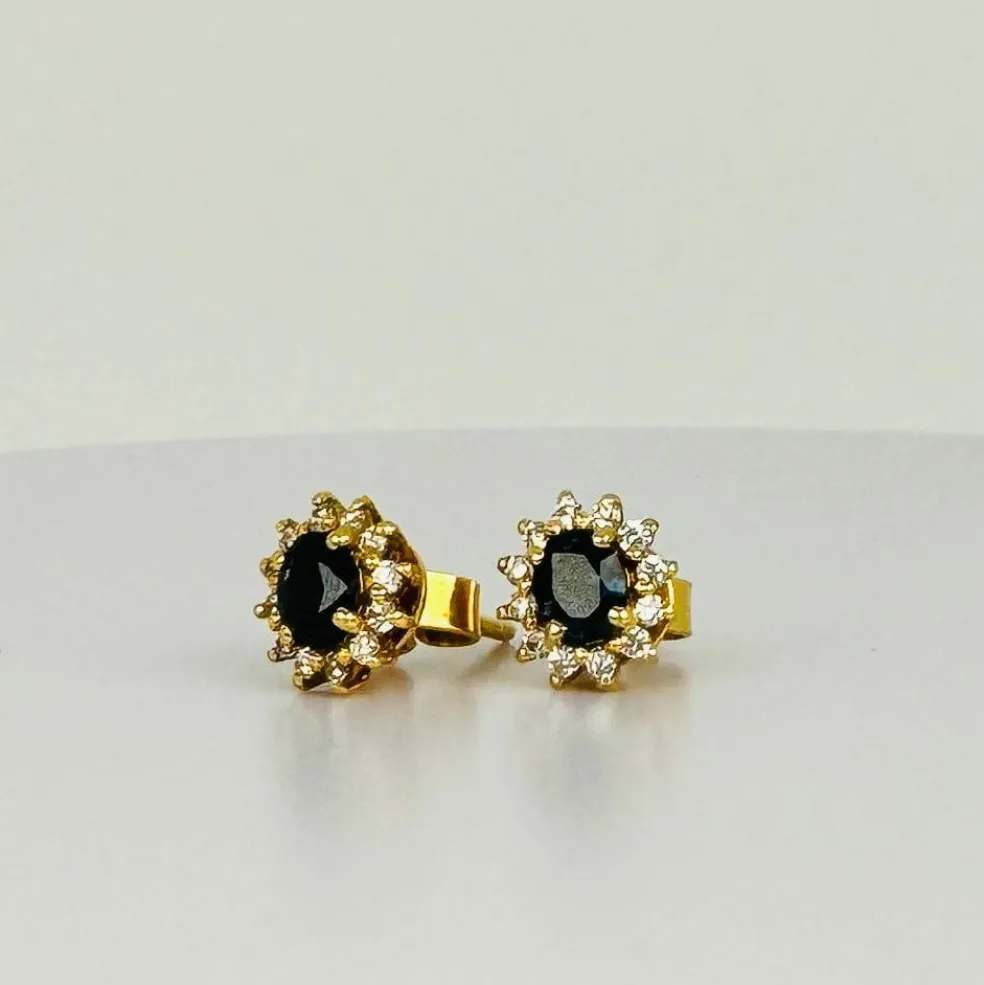 Boucles d'oreilles en or avec saphir et diamants