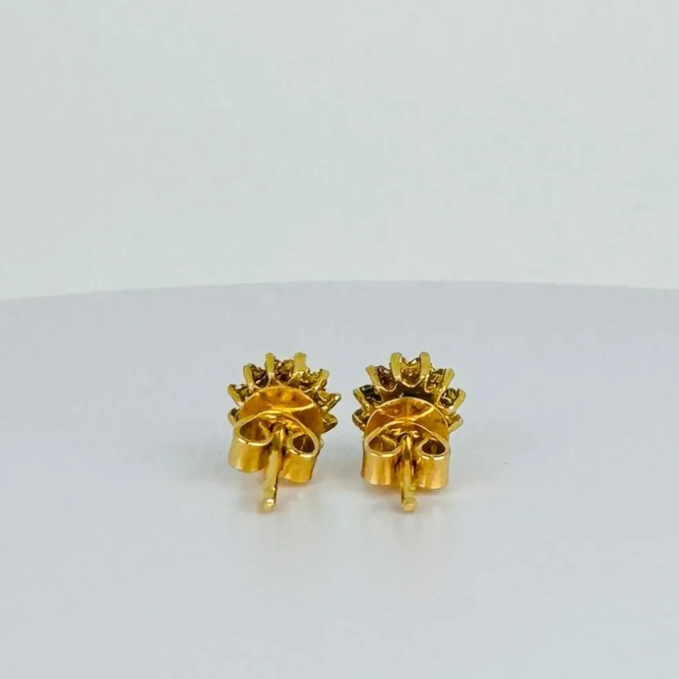 Boucles d'oreilles en or avec saphir et diamants