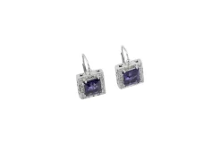 Boucles d'oreilles en or blanc avec améthystes