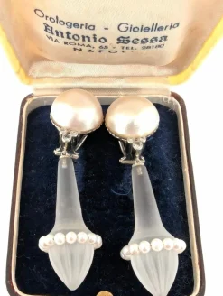 Boucles d'oreilles en or blanc avec cristal de roche, perles et diamants