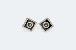 Boucles d'oreilles en or blanc avec onyx et diamants