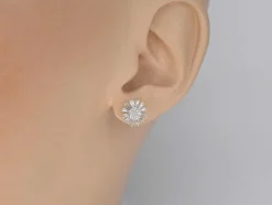 Boucles d'oreilles en or blanc avec diamants naturels