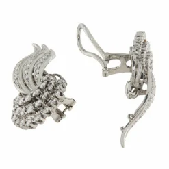 Boucles d'oreilles en or blanc et diamants de 2,65 carats