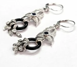 Boucles d'oreilles en or blanc 18 carats avec saphir onyx et diamants