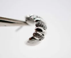 Boucles d'oreilles en or blanc avec diamants de 0,360 carat