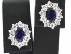 Boucles d'oreilles en or blanc avec diamants et saphir