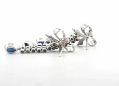Boucles d'oreilles en or blanc avec saphirs et diamants