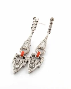Boucles d'oreilles en or blanc avec diamants et corail