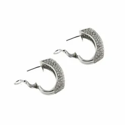 Boucles d'oreilles en or blanc avec diamants