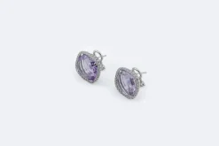 Boucles d'oreilles en or blanc avec améthystes et diamants