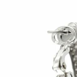 Boucles d'oreilles en or blanc avec diamants