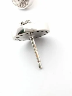 Boucles d'oreilles en or blanc avec diamants