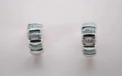 Boucles d'oreilles en or blanc avec diamants de 0,360 carat