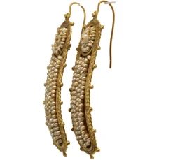 Boucles d'oreilles en or et perles anciennes
