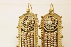 Boucles d'oreilles en or et perles anciennes