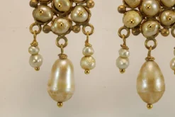 Boucles d'oreilles en or et perles anciennes