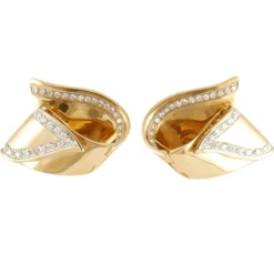 Boucles d'oreilles en or jaune, pavage diamants