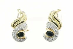Boucles d'oreilles en or jaune et blanc serties de saphirs et de diamants